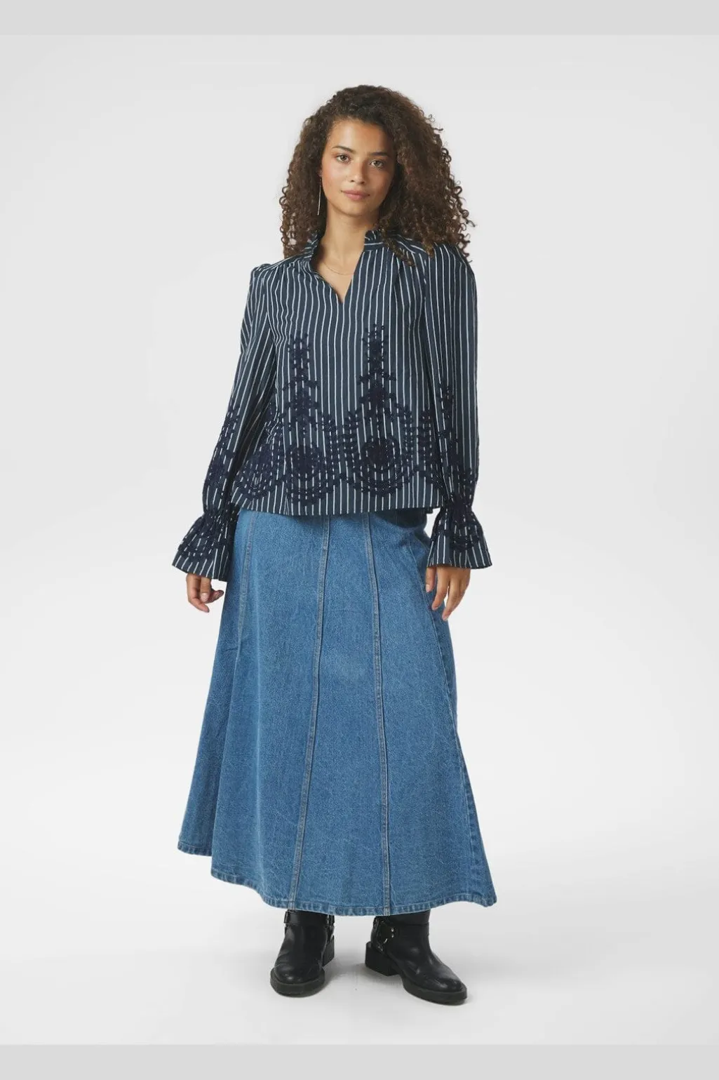 Amara Stripe Emb Blouse 163363