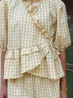 Aulina Shorts AV6071