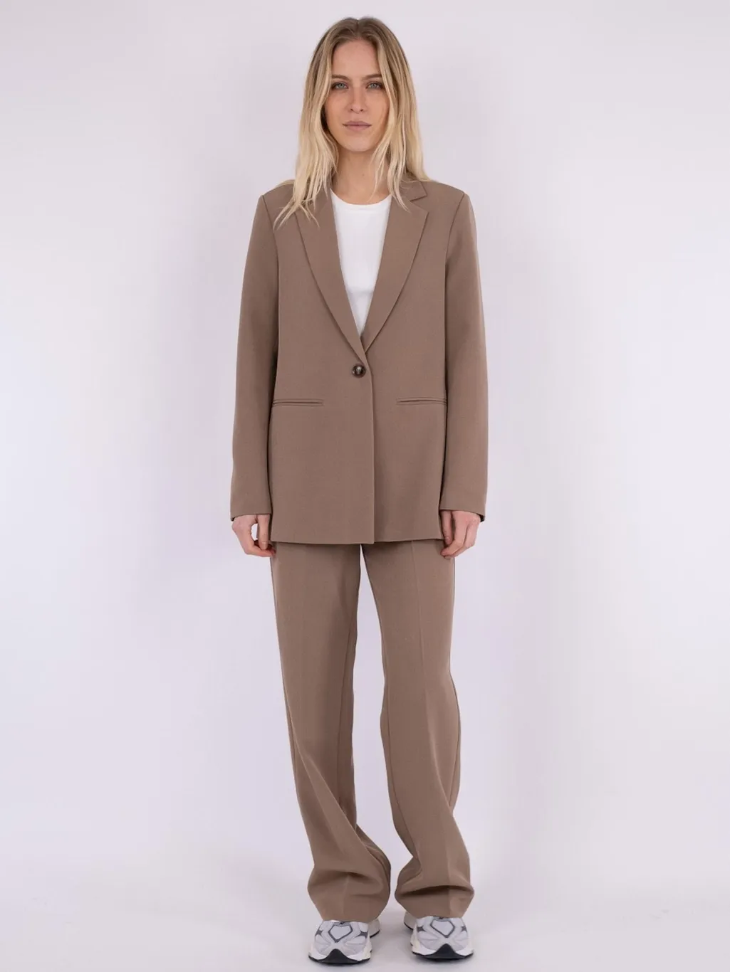 Avery Suit Blazer
