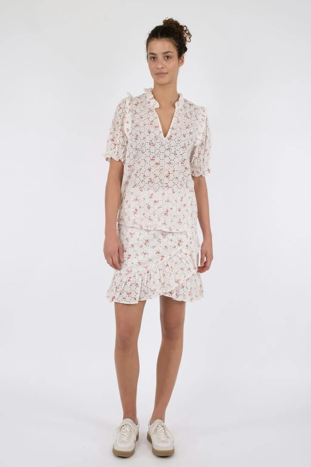 Bekka Embroidery Rose Skirt