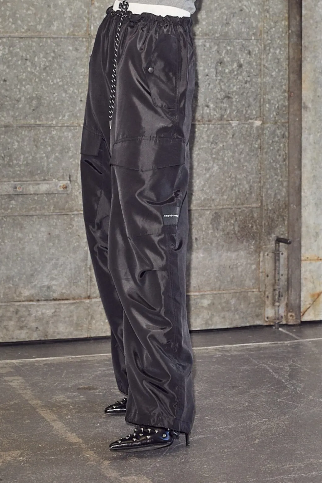 Cargo Pull On Trouser HL10265