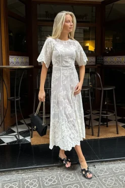 Ellinoric Lace Long Dress