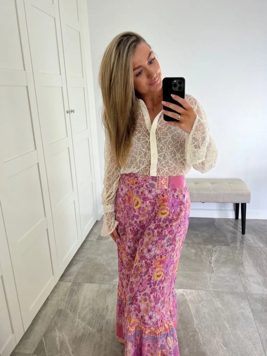 Emma And Klara 156062B