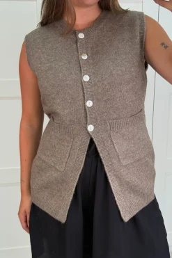 Esme Vest
