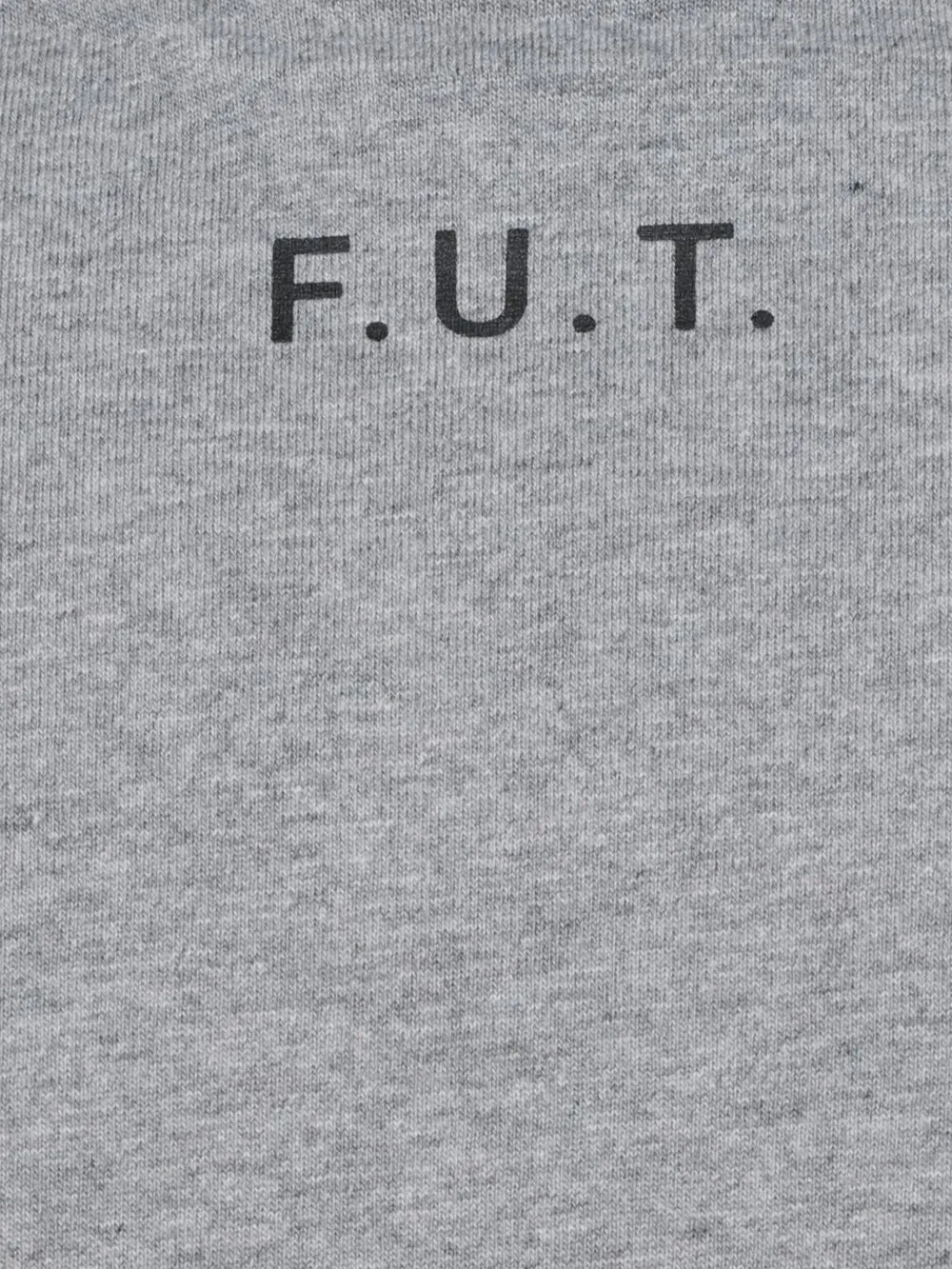 Essential T-Shirt 610560