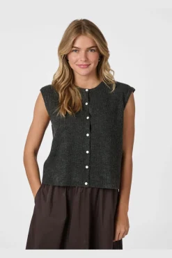 Everest Knit Vest 164870