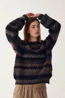 Gio Knit Sweater 12165005