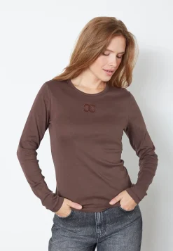 Grannycc Embroidery Ls Tee 33180