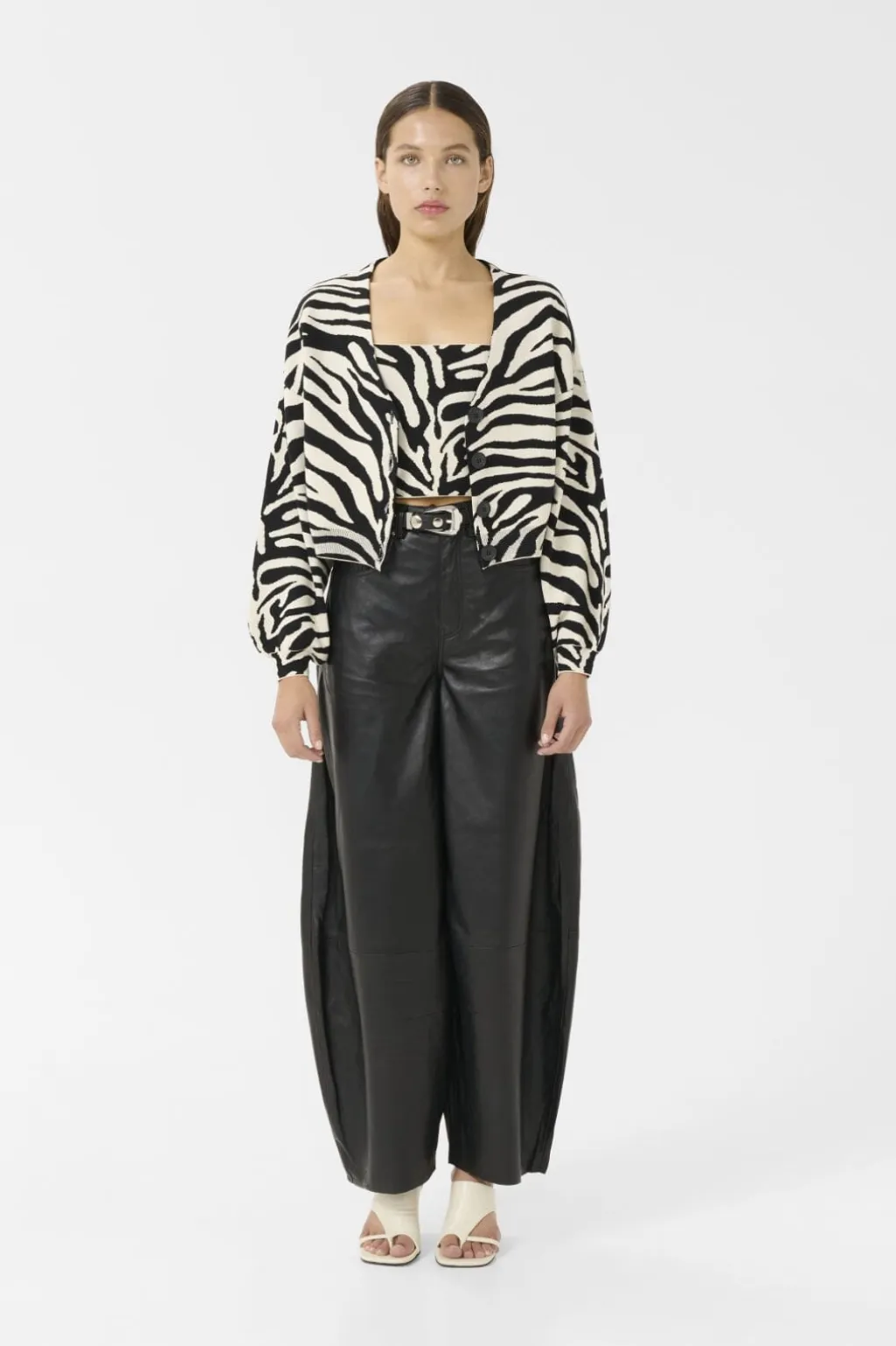 Gzzebba Cardigan 10910341