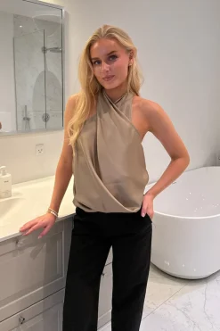 Hollyic Wrap Top A2553