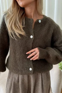 Idaic Cardigan