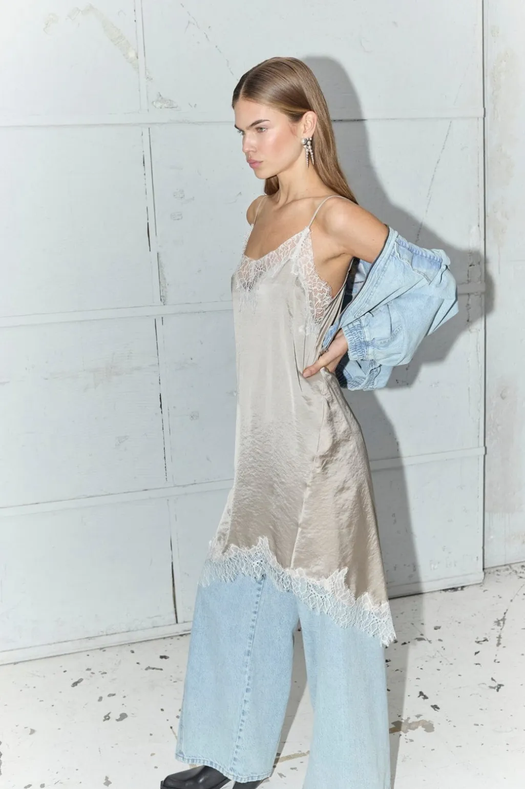 Iduncc Lace Strap Dress 46105