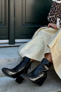 It'S All About Walking Patent