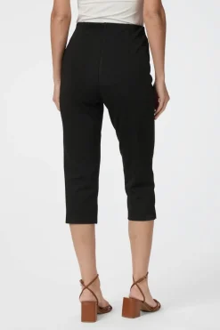 Jenings Capri Pants 163983