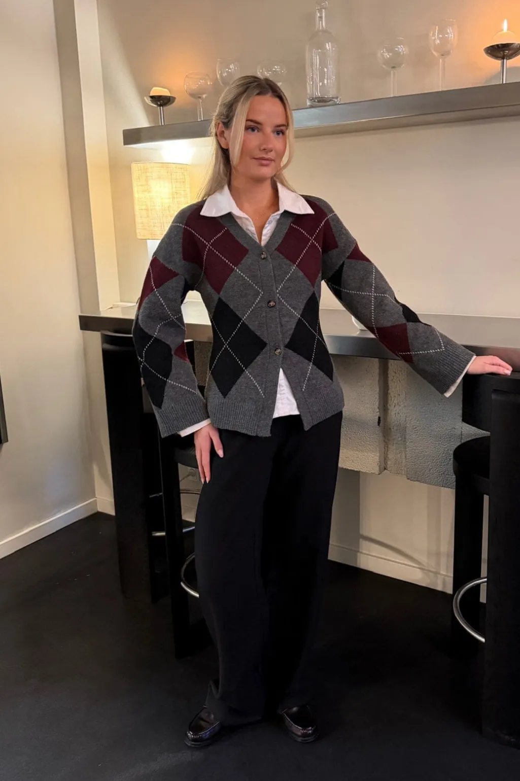 Karmaic Fitted Cardigan H081