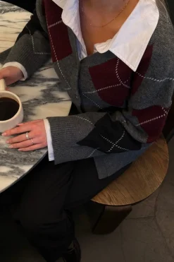 Karmaic Fitted Cardigan H081