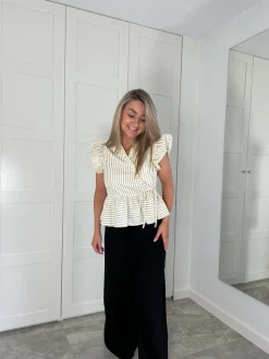 Katarina And Josefine 158044B