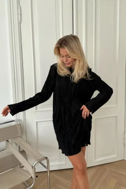 Kellyic Plissé Dress