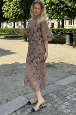 Klaraic Lace Long Dress