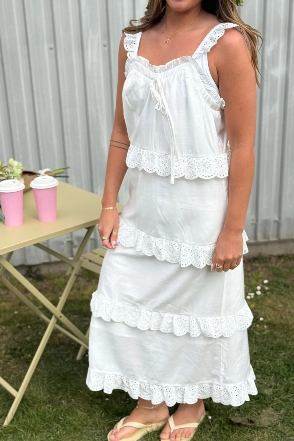 Laura And Charlott 152219B