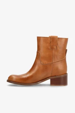 Martina Low PBboot10006