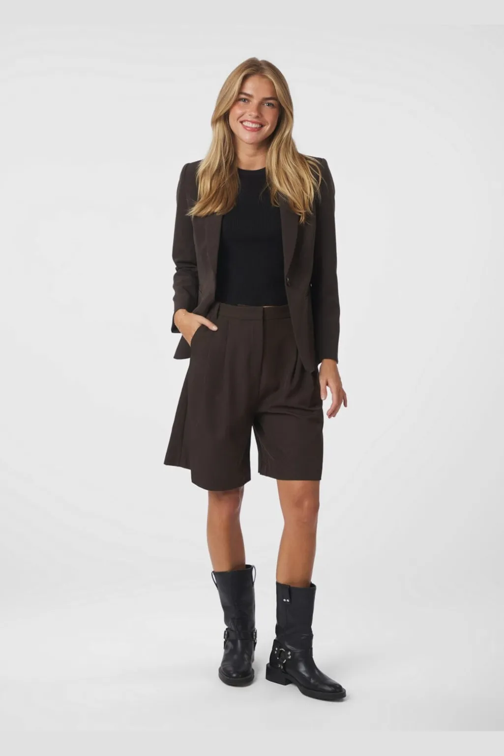 Nika Structure Shorts 164538