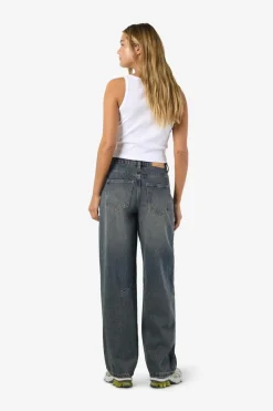 Nmhazal Barrel Jeans Vi586Mb