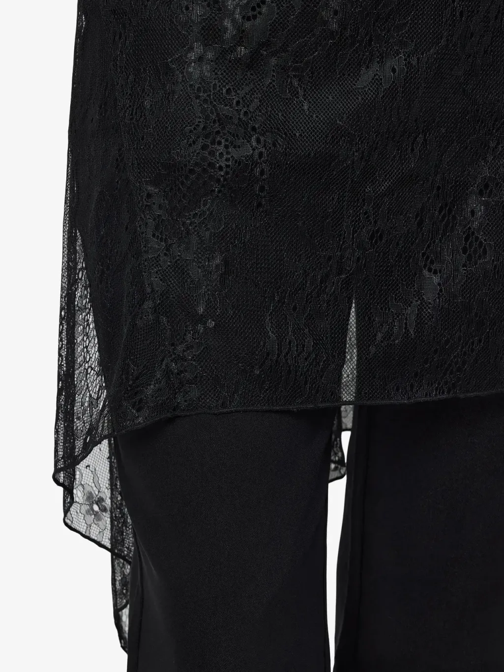 Nmida Elasticated Lace Skirt