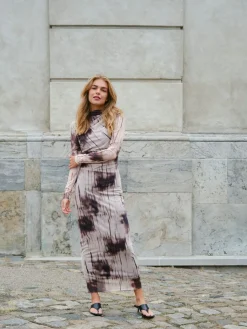 Onessa Faded Mesh Dress 166016