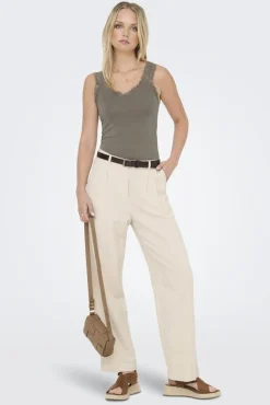 Onl30 Free Life S/L Singlet Top