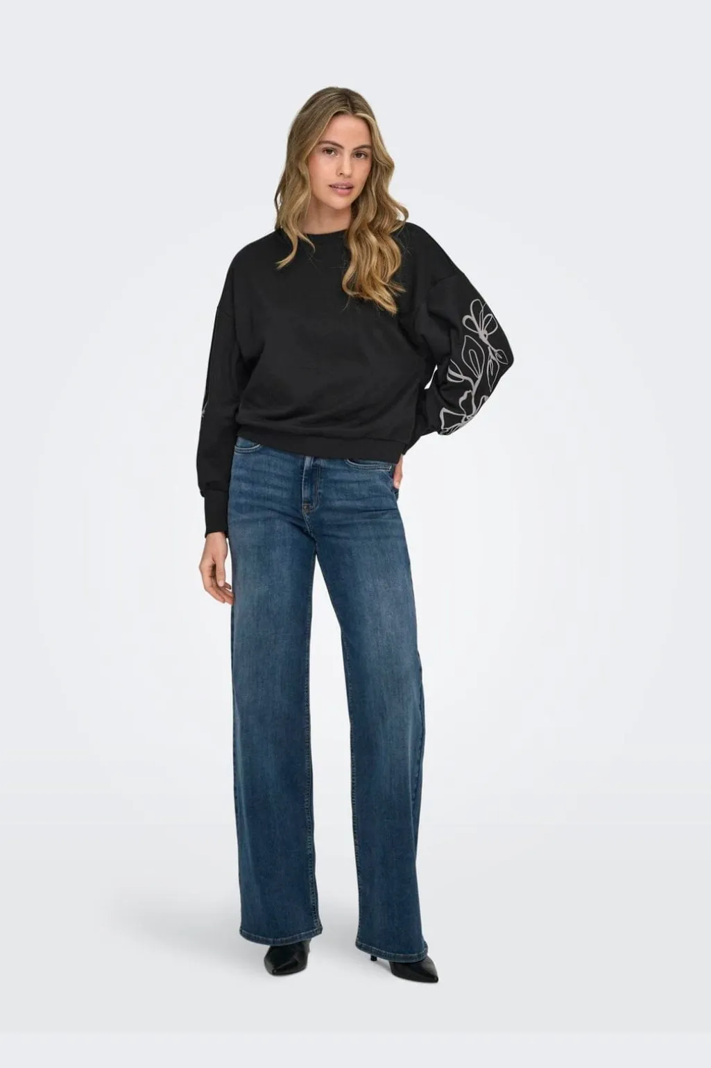 Onlbrooke L/S O-Neck Flower Swt