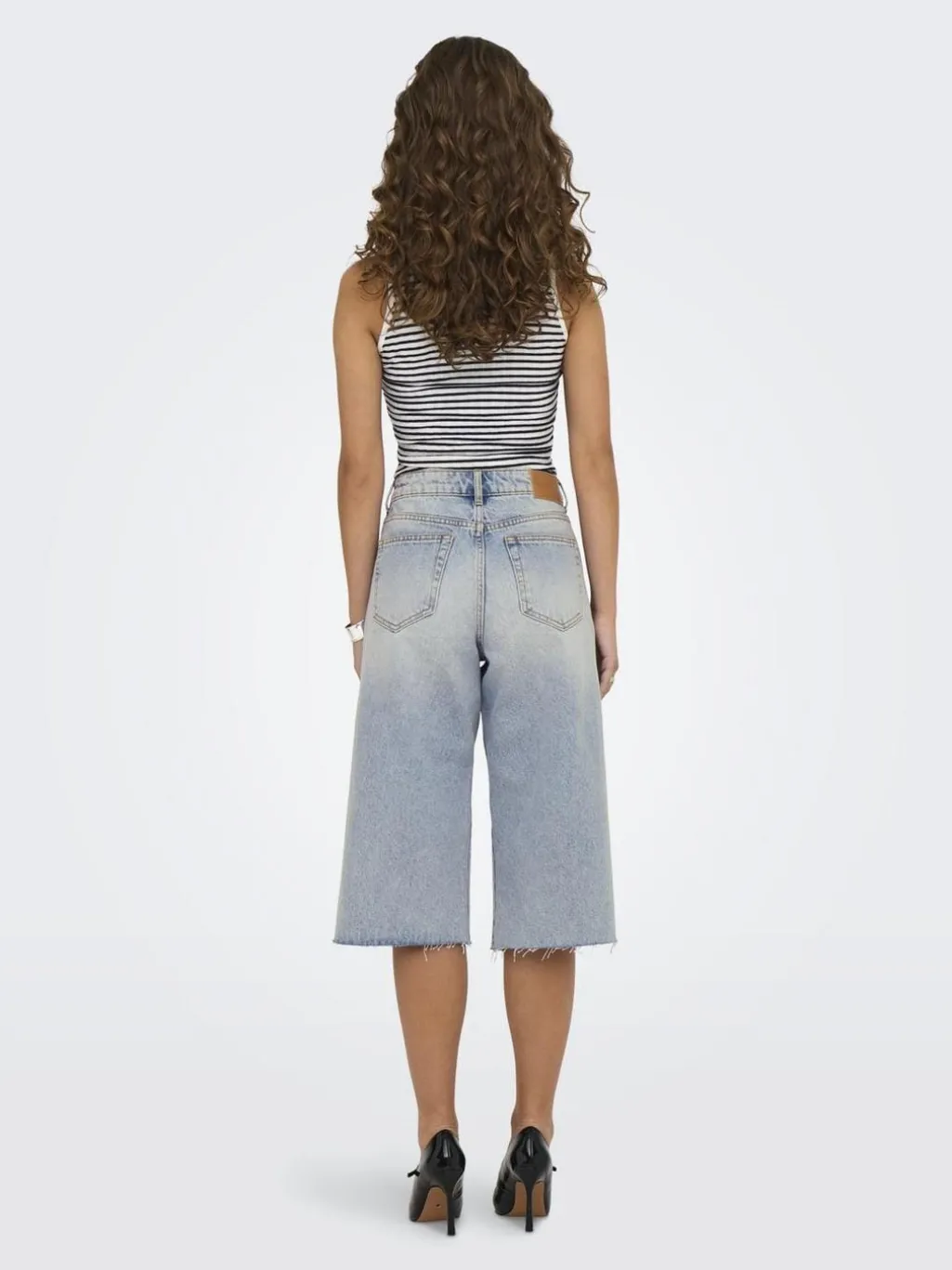 Onlcobain Reg Dest W Long Shorts Tai