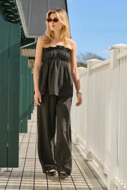 Onllino Ruffle Bandeau Top Ox