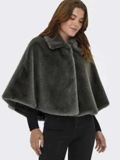 Onlsof Fur Cape