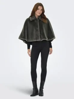 Onlsof Fur Cape