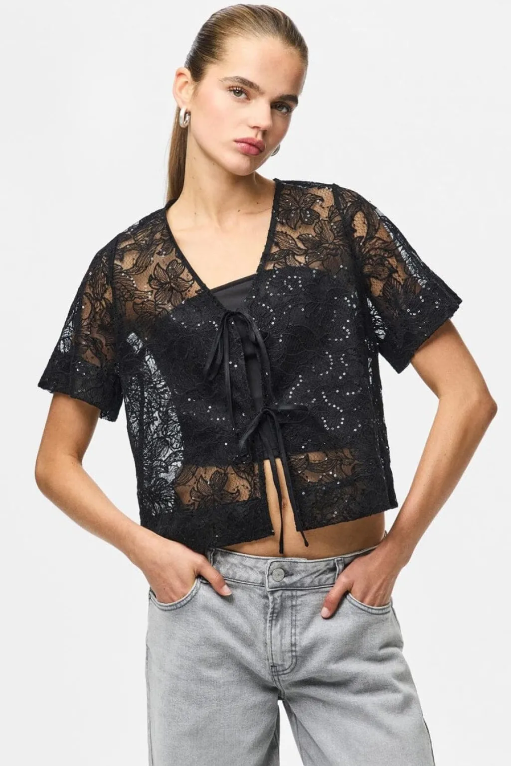 Pclouise 2/4 V-Neck Tie Top