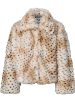 Pcplush Short Fluffy Jacket