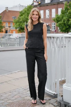 Rafli Boucle Top 166901