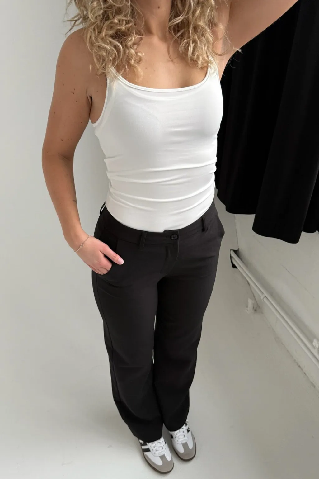 Signatureic Pants A23778