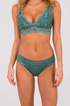 Skin Papaya Shadow Brief