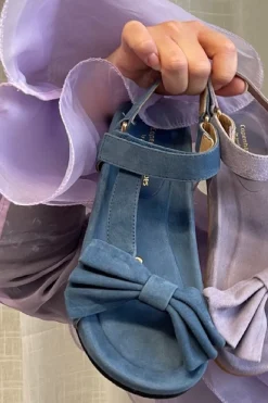 Sky And Diamonds Suede