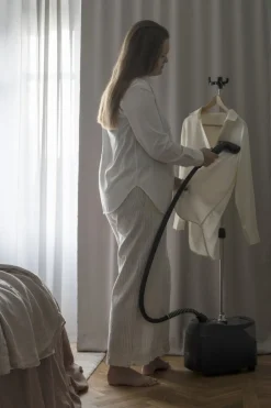 Stratus Professional Steamer