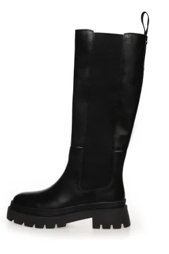 The Laura Boot CS8737