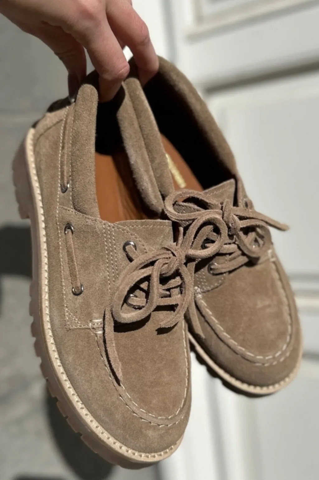 The Walk Suede CS8838