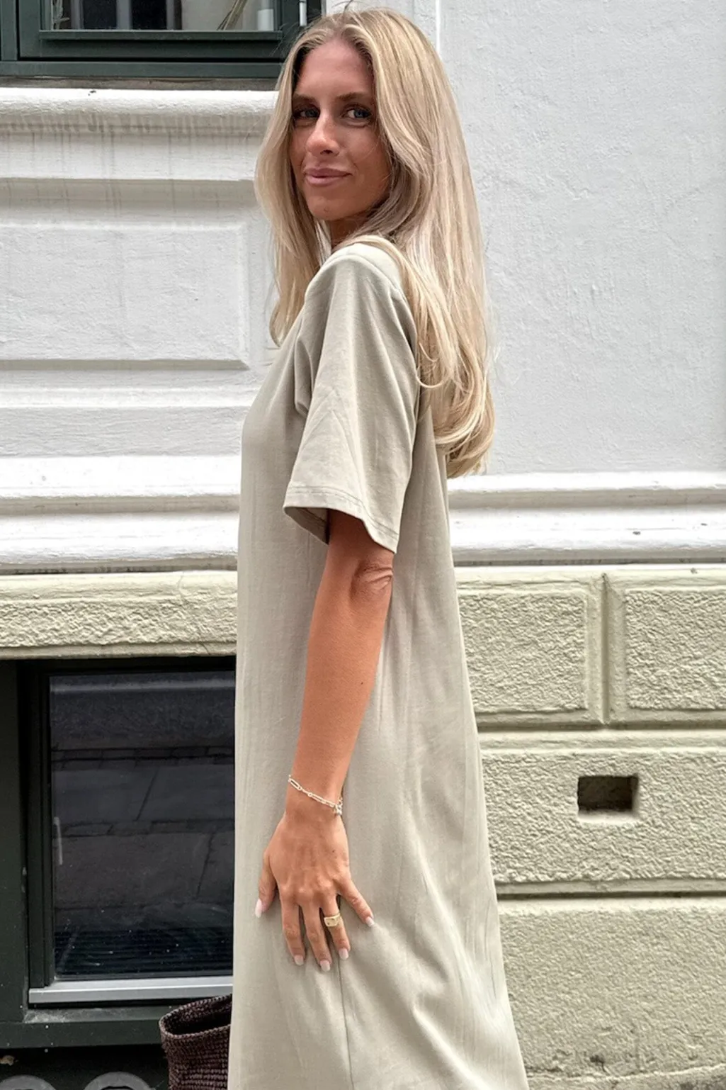 Theaic Tshirt Dress A23942