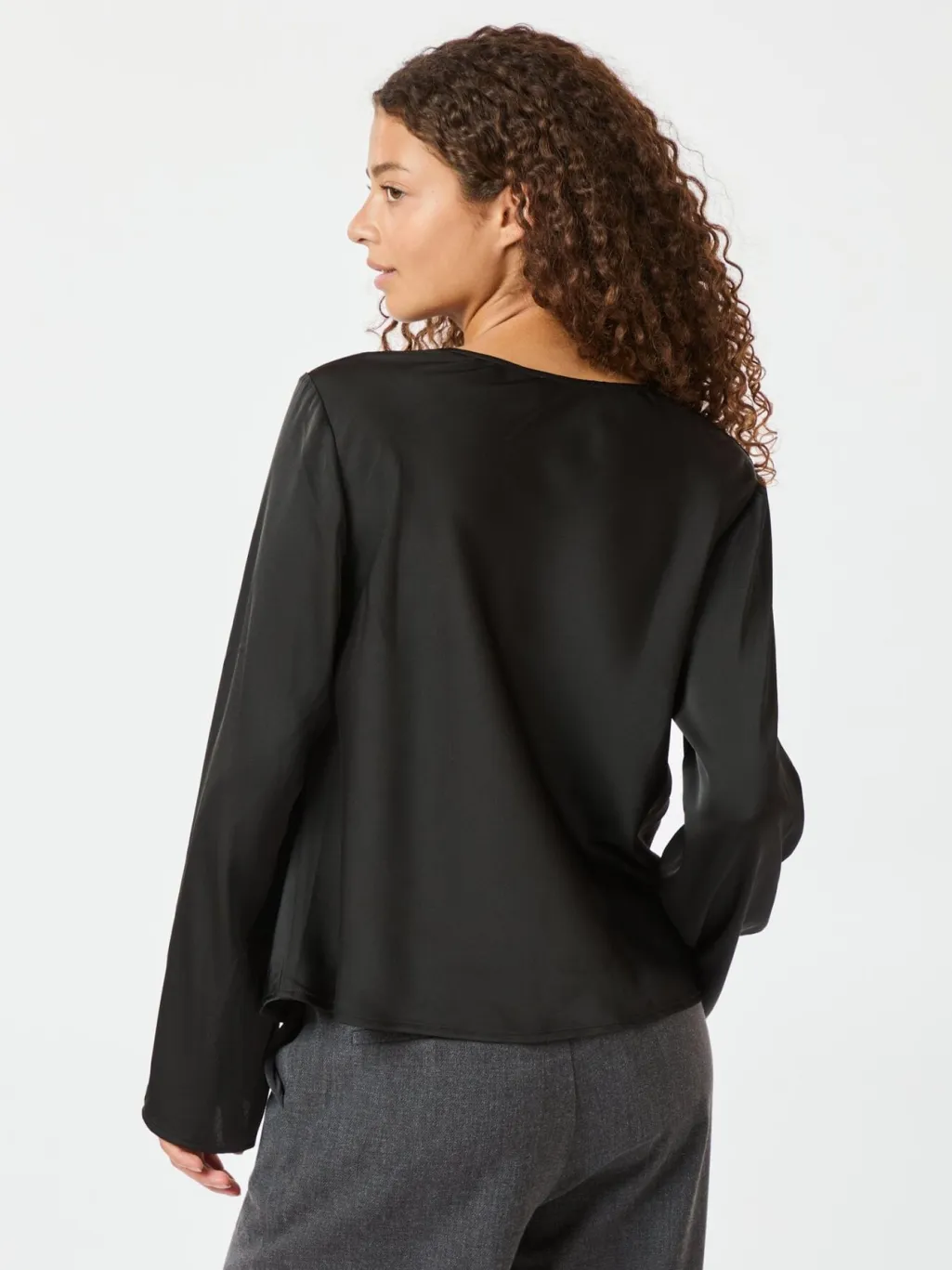 Vallista Soft Satin Blouse 163844