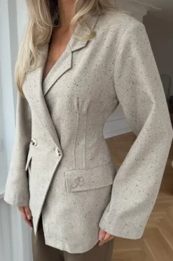 Veraic Fitted Blazer A23749